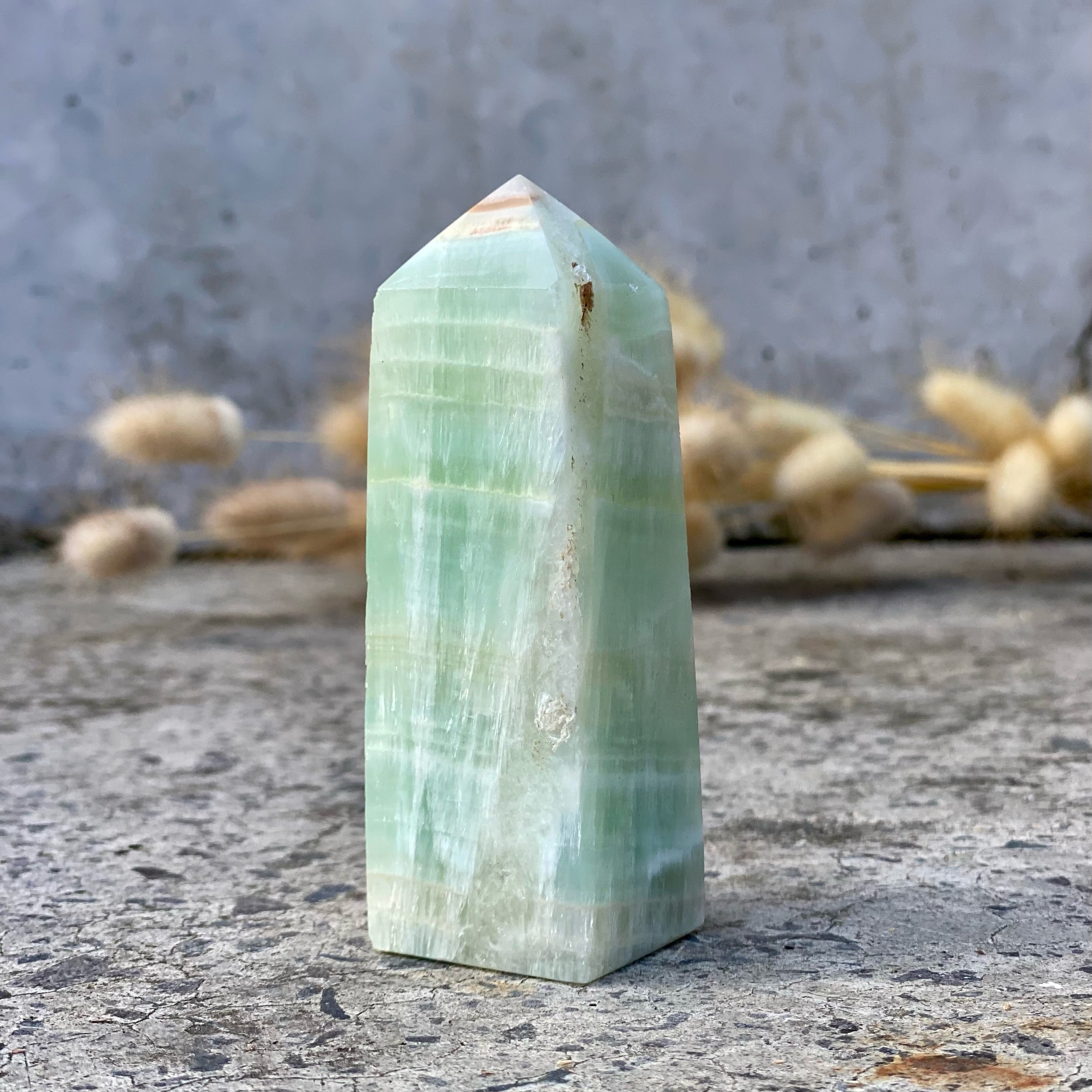 Pistachio Crystal Point