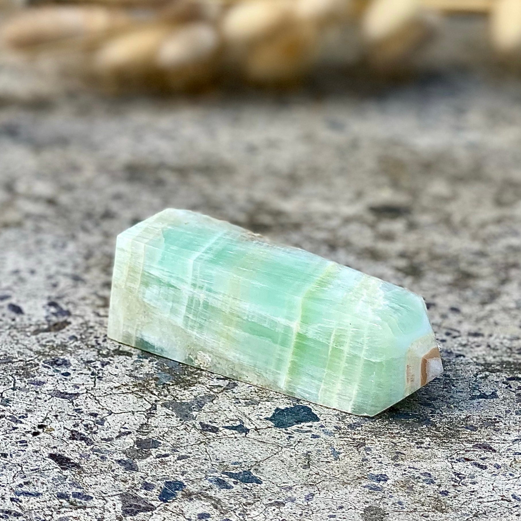 Pistachio Crystal Point